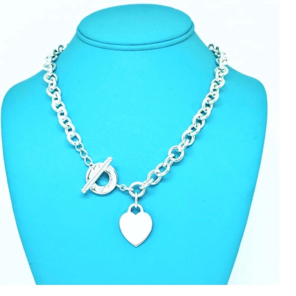 Beautiful 💯 Authentic Tiffany Necklace